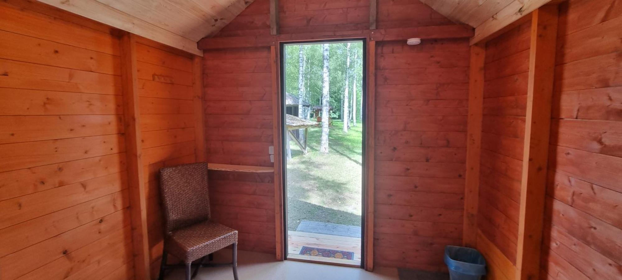 Hotel Atsikivi Puhketalu à Häädemeeste Extérieur photo