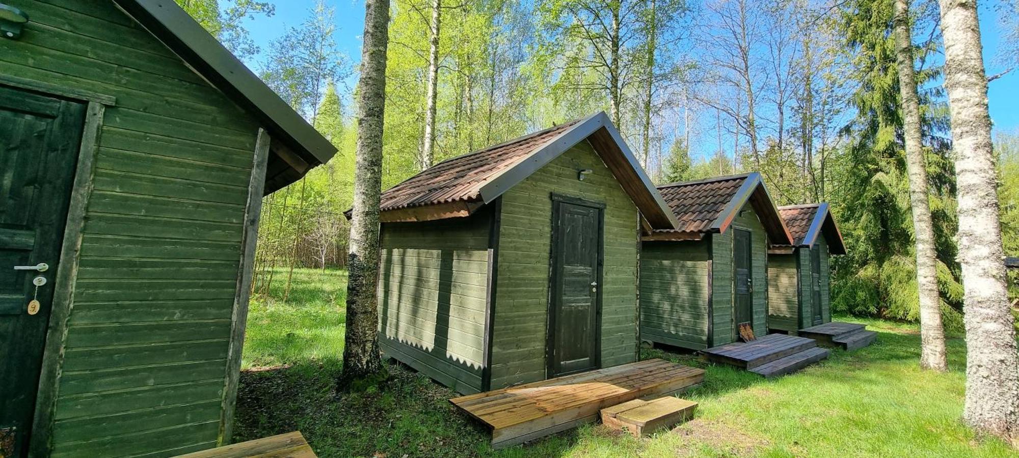 Hotel Atsikivi Puhketalu à Häädemeeste Extérieur photo